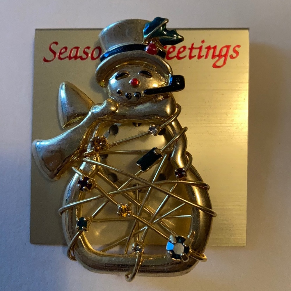 Snowman Pin